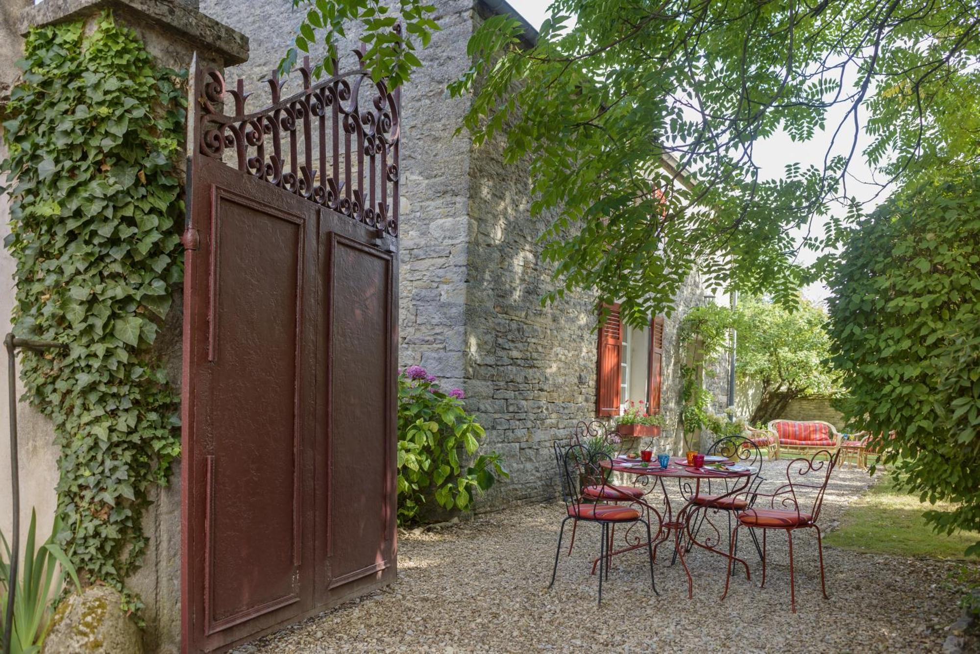 Maison Le Village - Maison D'Hotes Montagny-les-Beaune Bilik gambar